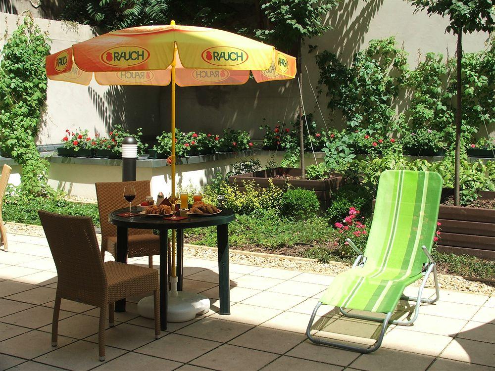מלון Nexto Dormero 4*